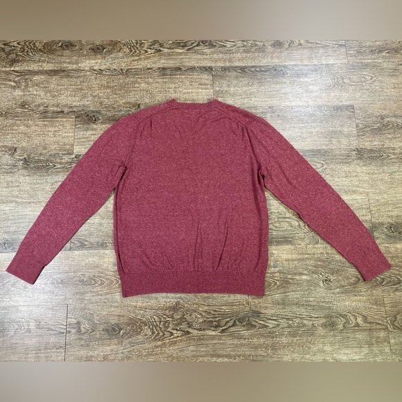 Banana Republic Burgundy Heather Cotton Yarn V-Neck Sweater Men’s M - Picture 8 of 8